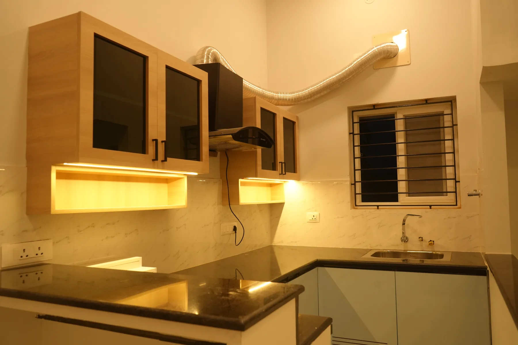 Nila 2.0 — kitchen hob and chimney, Thangappapuram, Chennai